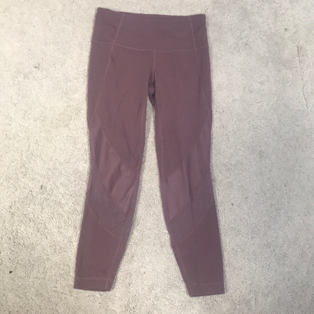 Athleta Salutation 7/8 Legging